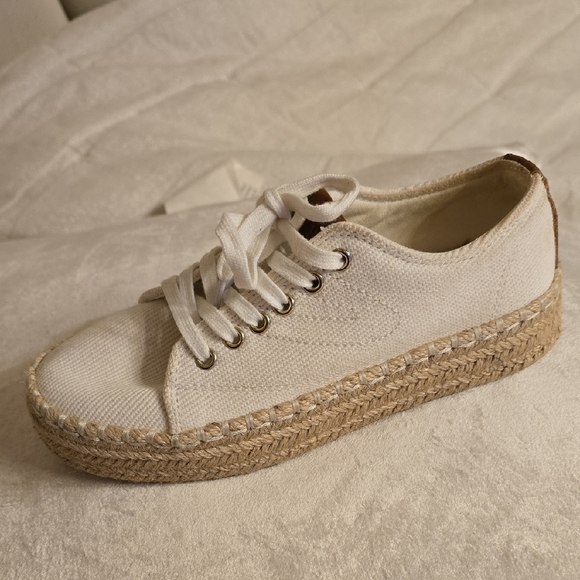 Tan and White Tretorn Espadrille Sneakers with Jute Midsole - Picture 6 of 10